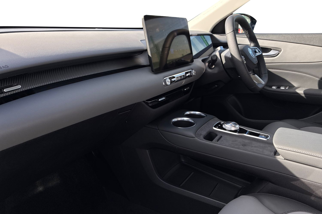 MG MGS5 64Kwh Trophy Long Range Suv White #2
