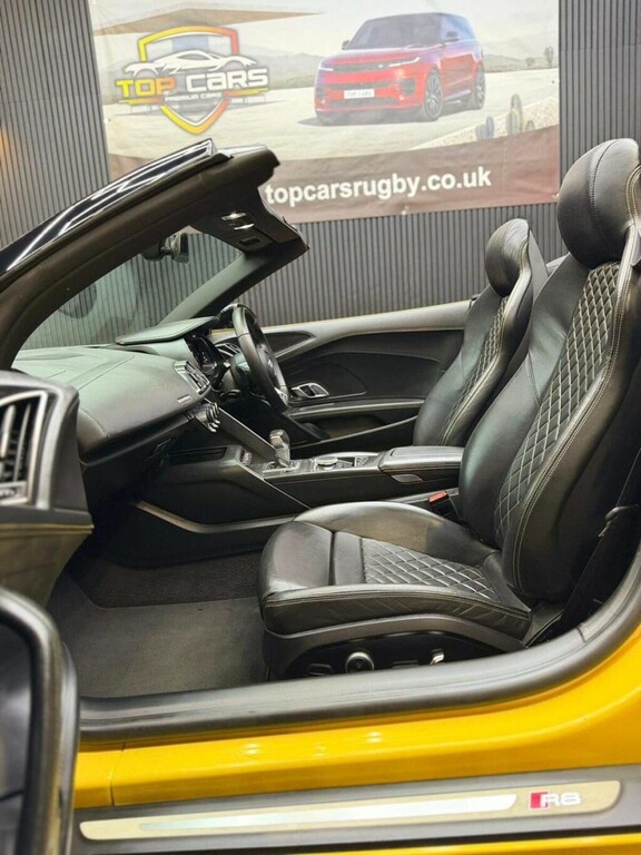 Audi R8 Convertible 5.2 Fsi V10 2017 BF17ZPX Yellow #6