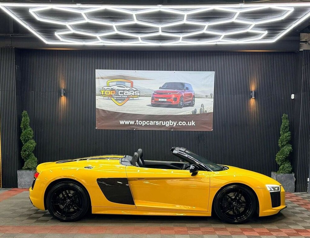 Audi R8 Convertible 5.2 Fsi V10 2017 BF17ZPX Yellow #2