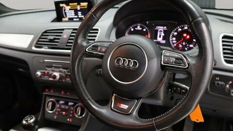 Audi Q3 2016 16 2.0 PE16YFU Black #6