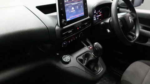 Citroen Berlingo 2019 19 1.6 VE19AAU Red #5