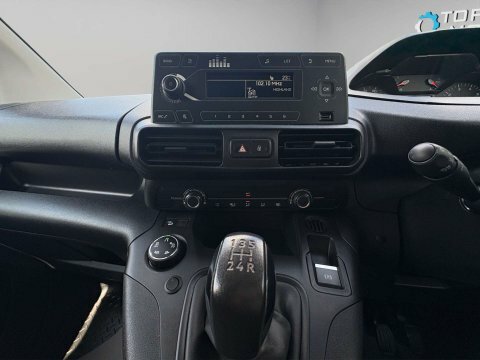 Peugeot Partner 2019 19 1.6 CX19CMZ White #4
