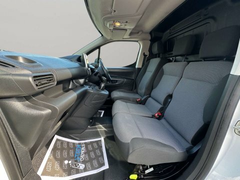 Peugeot Partner 2019 19 1.6 NV19YZG White #4