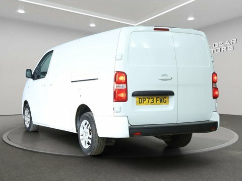 Vauxhall Vivaro 2023 73 1.5 DP73FWG White #3