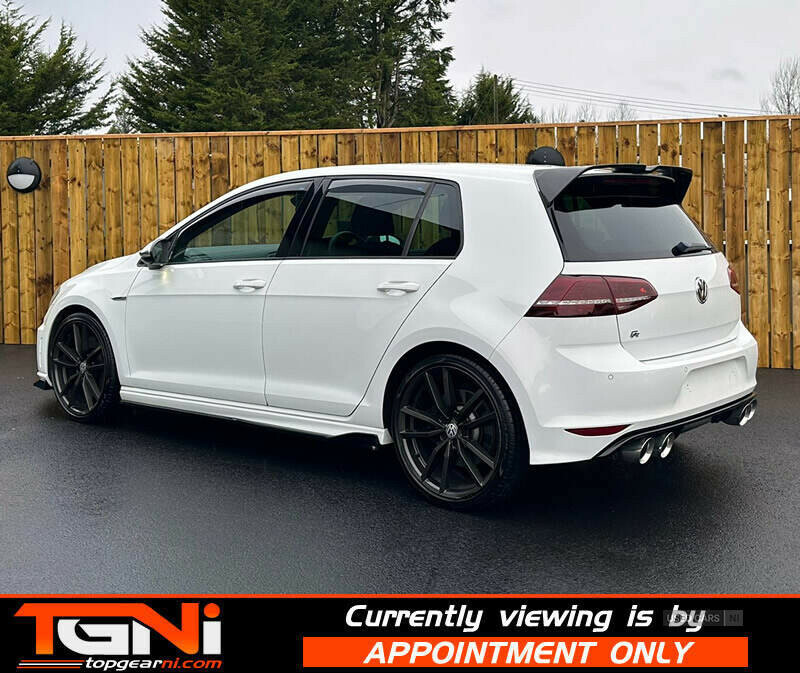 Volkswagen Golf 2.0 Tsi R UFZ3036 #2