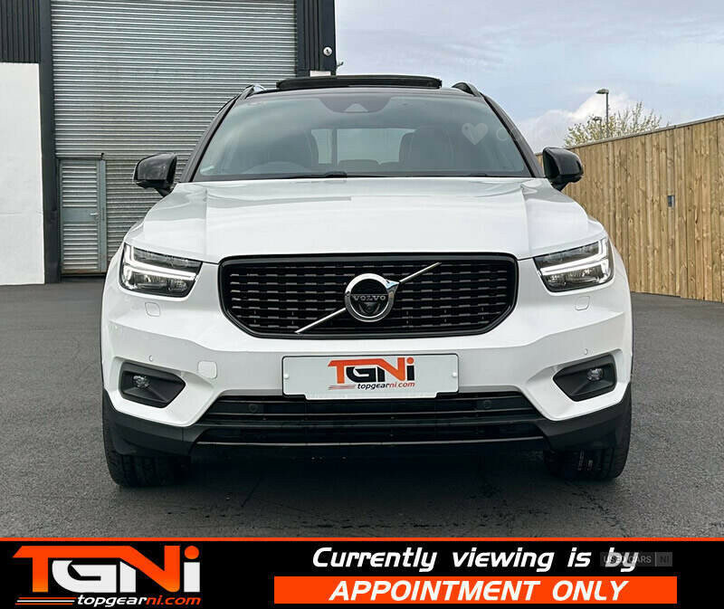 Volvo XC40 2.0 D4 190 First Edition Awd Geartronic TIG6624 #3
