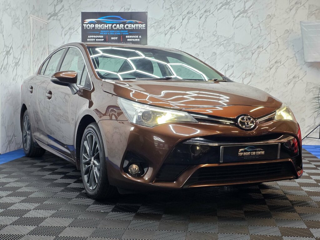 Toyota Avensis 1.6 D-4d Business Edition Saloon Euro 6 Ss 112 Brown