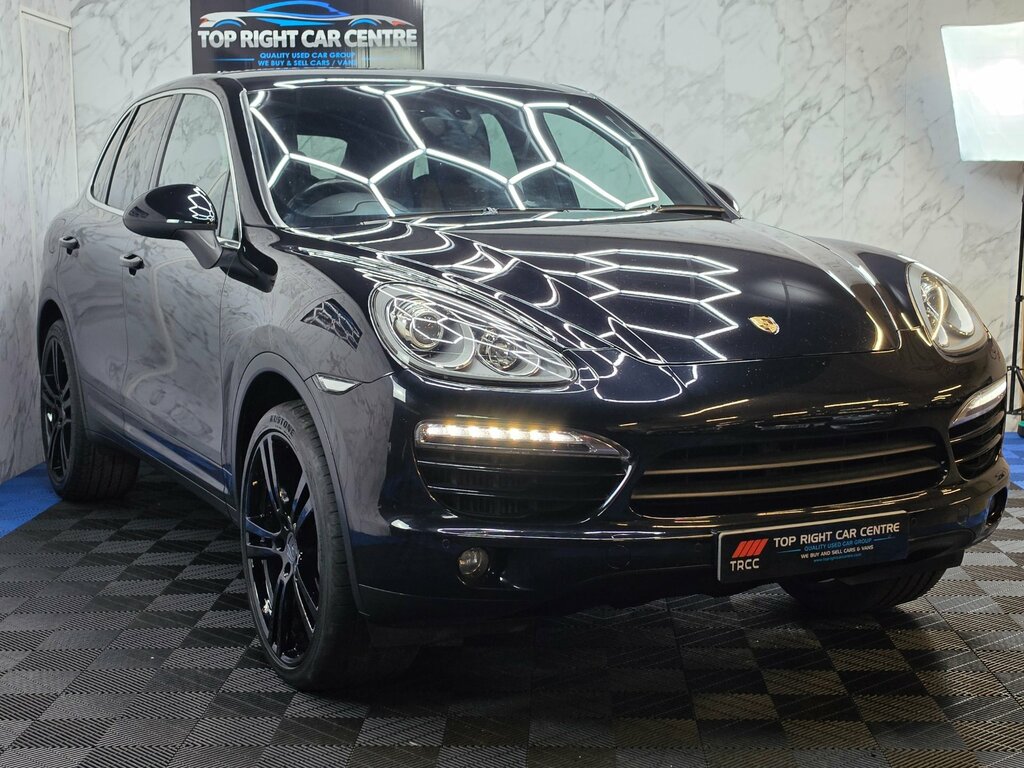 Porsche Cayenne 3.0 Td V6 Suv Tiptronic 4Wd Ss 240 Ps Die Black