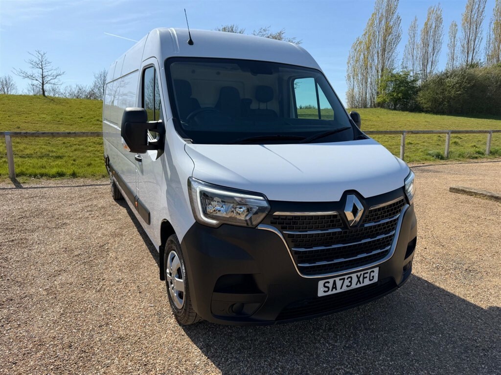 Renault Master 2.3 Dci Energy 35 Advance Fwd Lwb Medium Roof Euro White