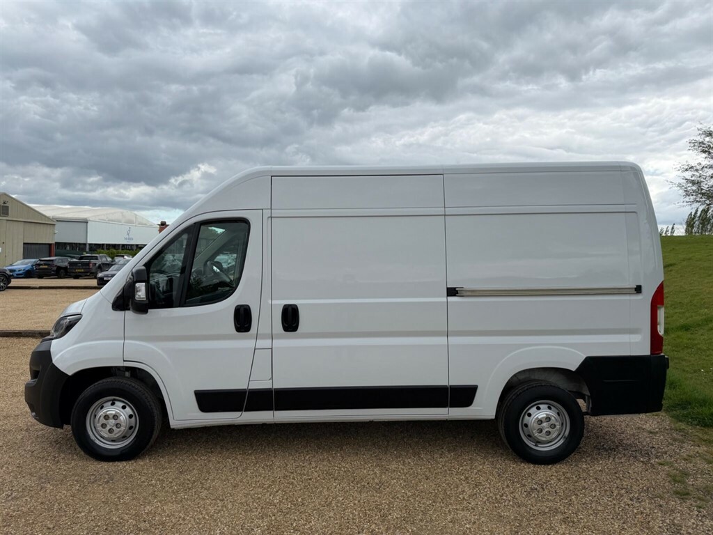 Peugeot Boxer 2.2 Bluehdi 335 Professional L2 H2 Euro 6 Ss White #4