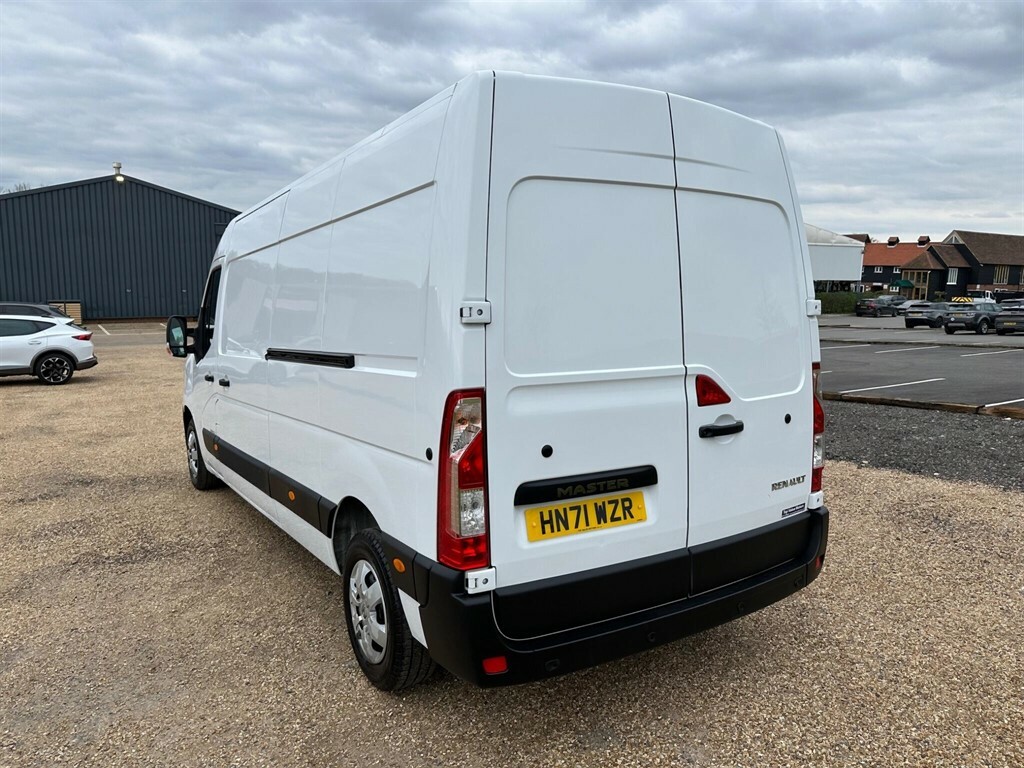Renault Master 2.3 Dci 35 Business Fwd Lwb Medium Roof Euro 6 HN71WZR White #5