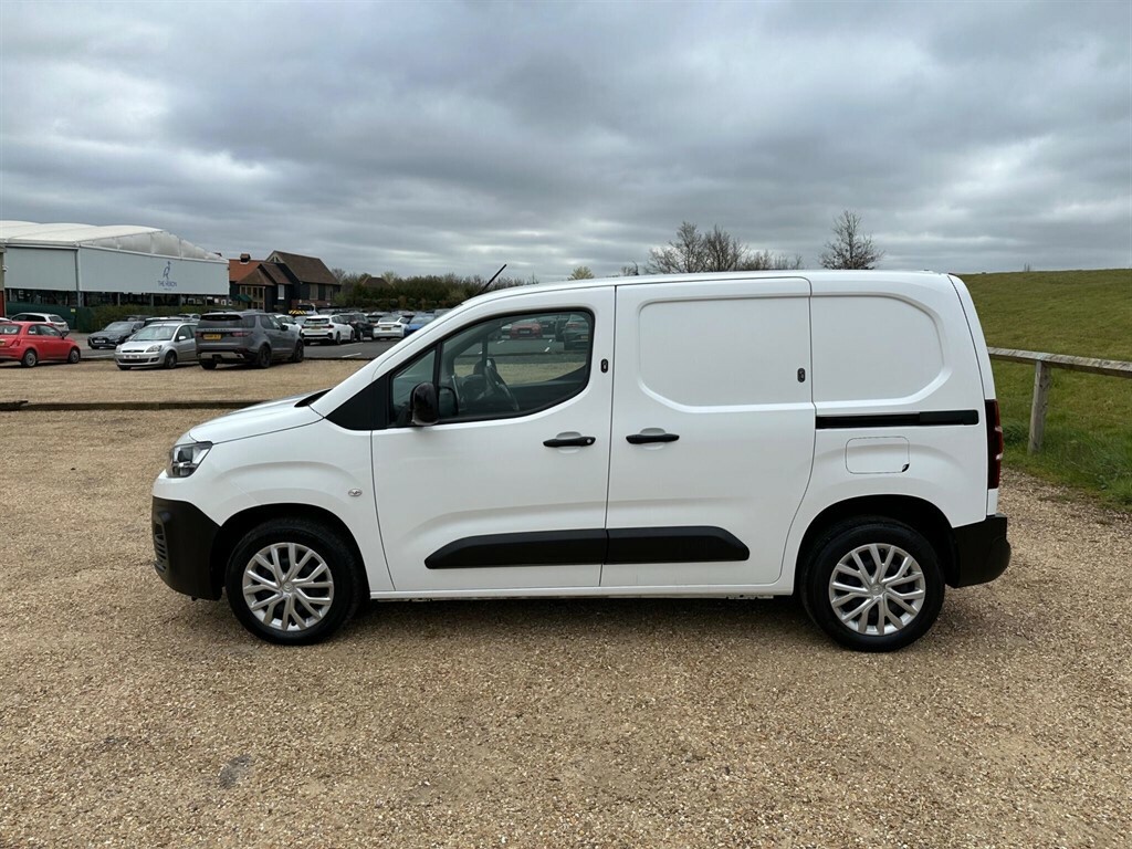 Citroen Berlingo 1.5 Bluehdi 1000 Enterprise M Pro Swb Euro 6 Ss LG22UDD White #4