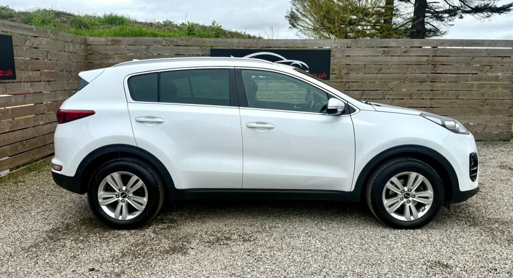 Kia Sportage 1.6L 2 WF67XBJ White #2