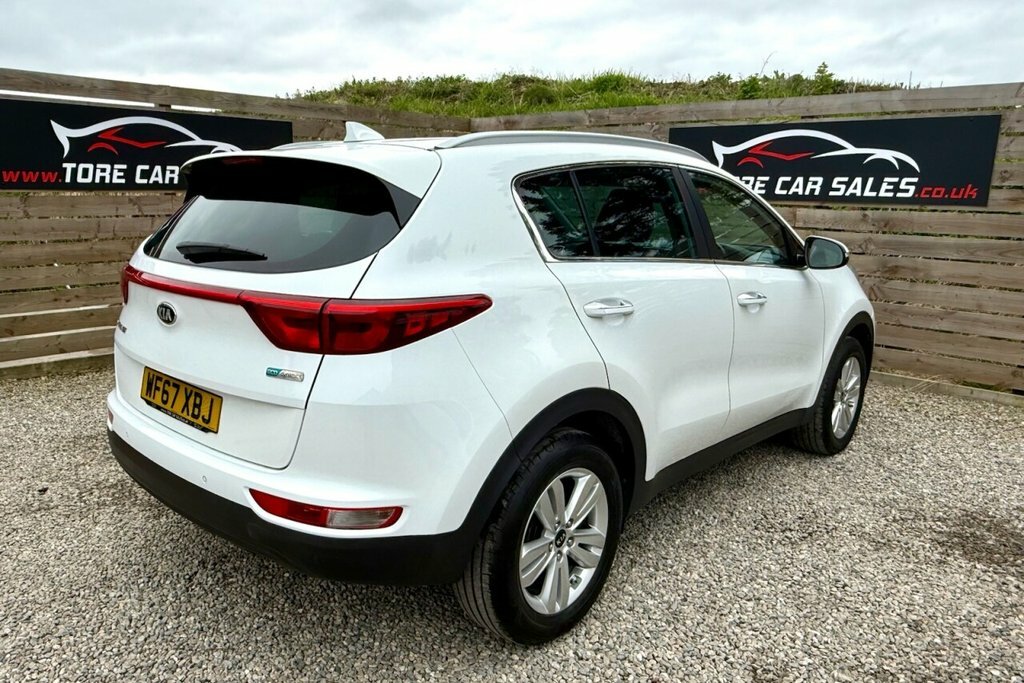Kia Sportage 1.6L 2 WF67XBJ White #3