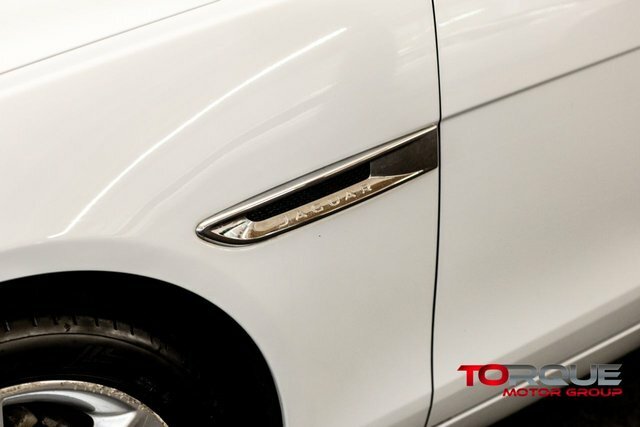 Jaguar XE 2.0 Gtdi Portfolio Saloon Euro 6 White #5