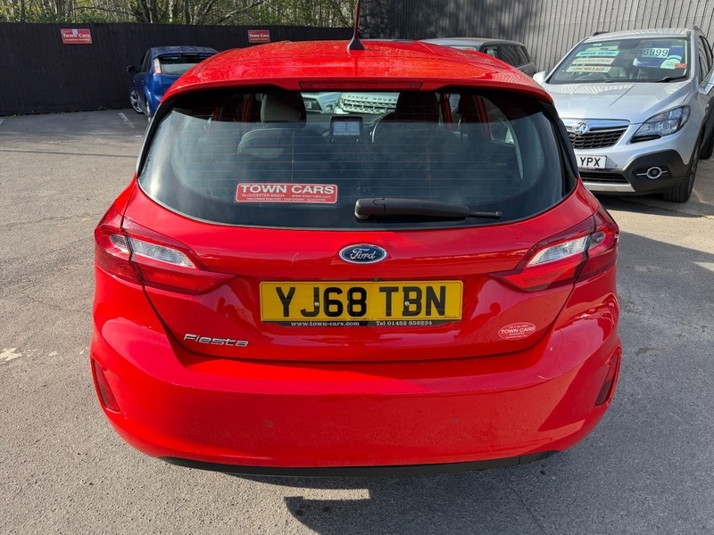 Ford Fiesta Zetec Only YJ68TBN Red #3