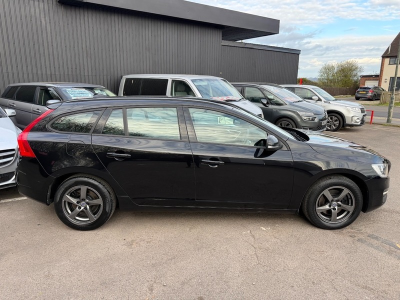 Volvo V60 D2 Business Only Black #2