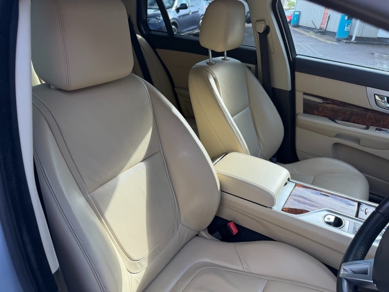 Jaguar XF D Luxury Only RK64FEG Silver #6