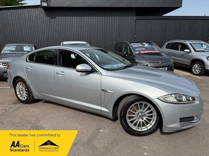 Jaguar XF D Full Service Silver