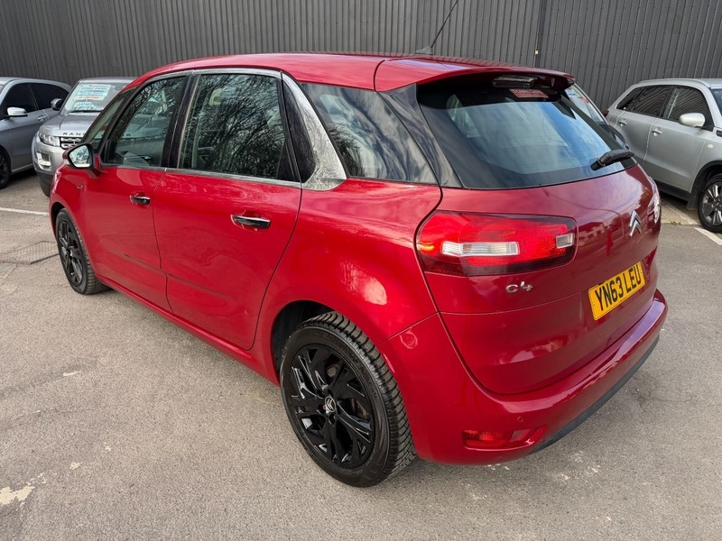 Citroen C4 Picasso E-hdi Airdream Exclusive-6 Speed Red #4