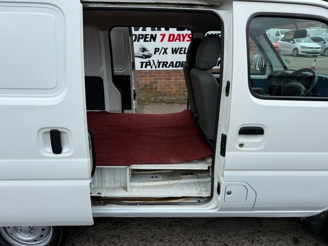 Suzuki Carry Carry White #18