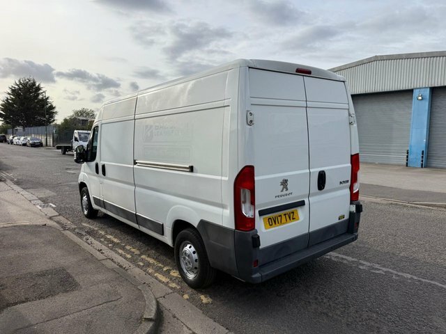 Peugeot Boxer 2017 2.0 Bluehdi 335 Professional Panel Van Di OV17TVZ White #6