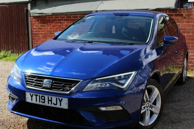 Seat Leon Tsi Evo Fr Hatchback YT19HJY Blue #2