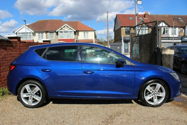 Seat Leon Tsi Evo Fr Hatchback YT19HJY Blue #4