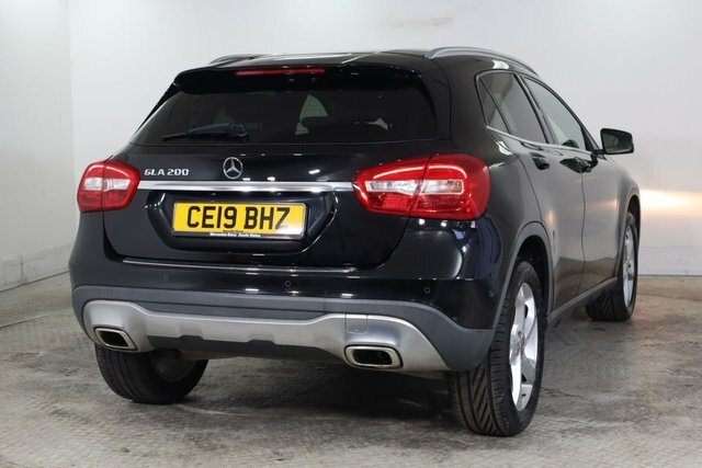 Mercedes-Benz GLA Class 1.6 Gla200 Sport Executive Suv CE19BHZ Black #4