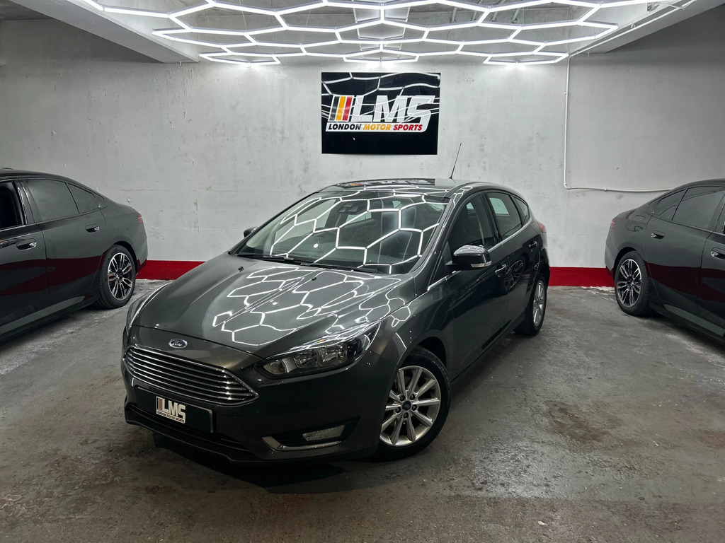 Ford Focus 1.0T Ecoboost Titanium DF15DVU Grey #2