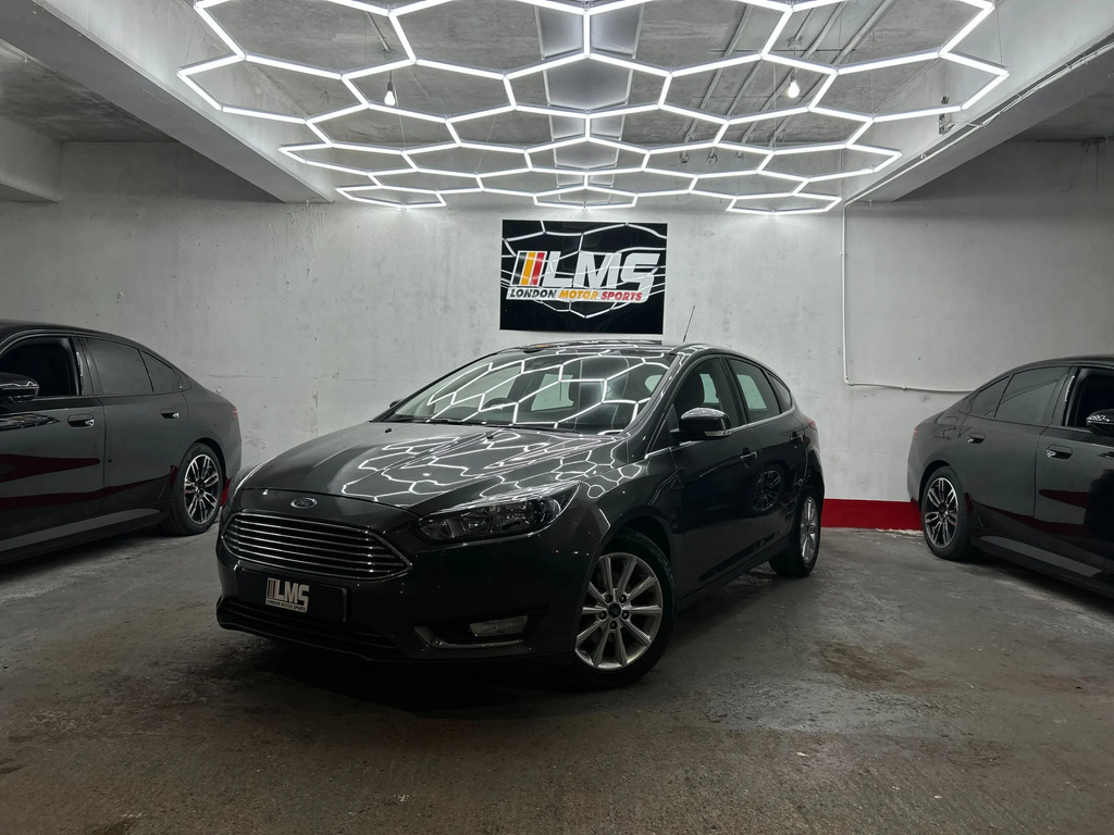 Ford Focus 1.0T Ecoboost Titanium DF15DVU Grey #4
