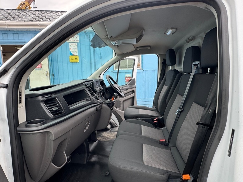 Ford Transit Custom 300 Leader P V LA72HHX White #6