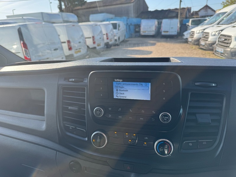 Ford Transit Custom 300 Leader P V WN72XJD White #3