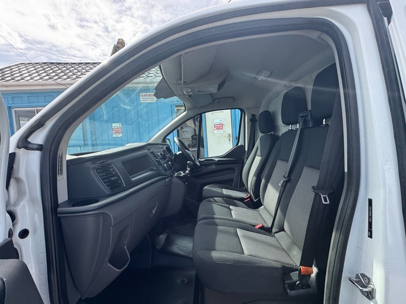 Ford Transit Custom 300 Base P V AE68YUB White #5