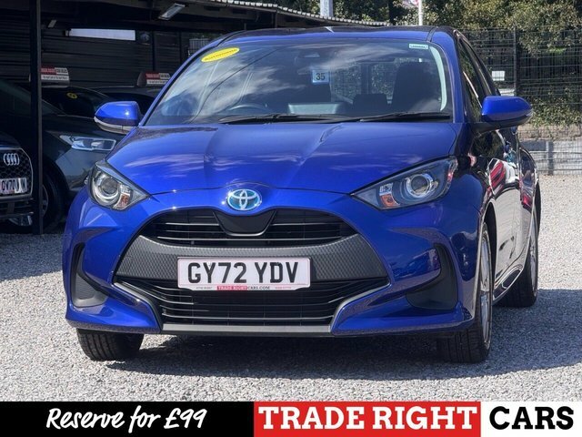 Toyota Yaris 1.5 Vvt-h Icon E-cvt Hybrid - One Owner Blue