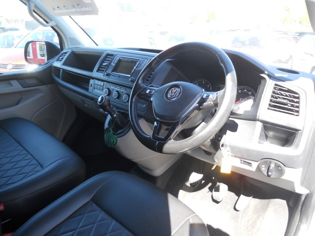 Volkswagen Transporter 2.0 Tdi Bmt 102 Highline Van Euro 6 VA68HWR Silver #6
