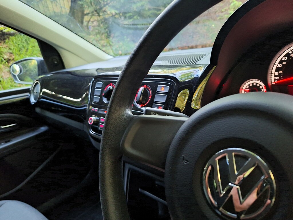 Volkswagen Up 1.0 Move Up 2014 LG64YOM Black #4