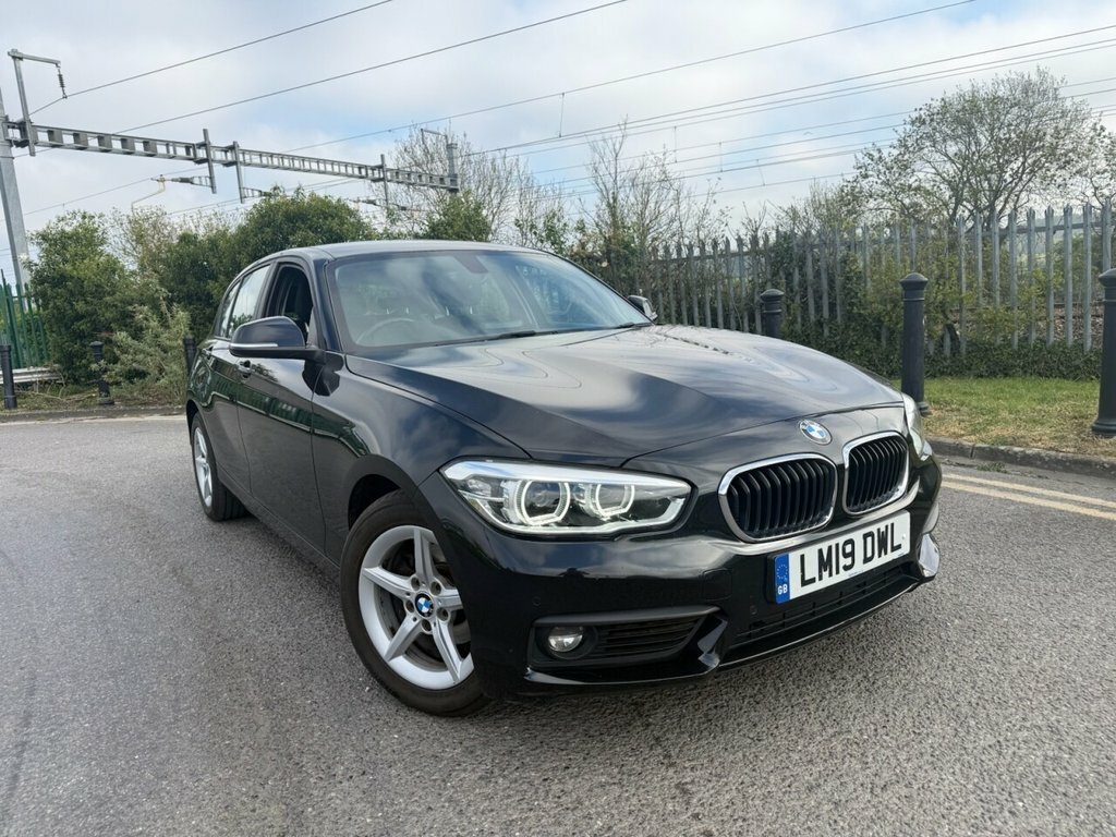 BMW 1 Series 1.5L Se Business LM19DWL Black #4