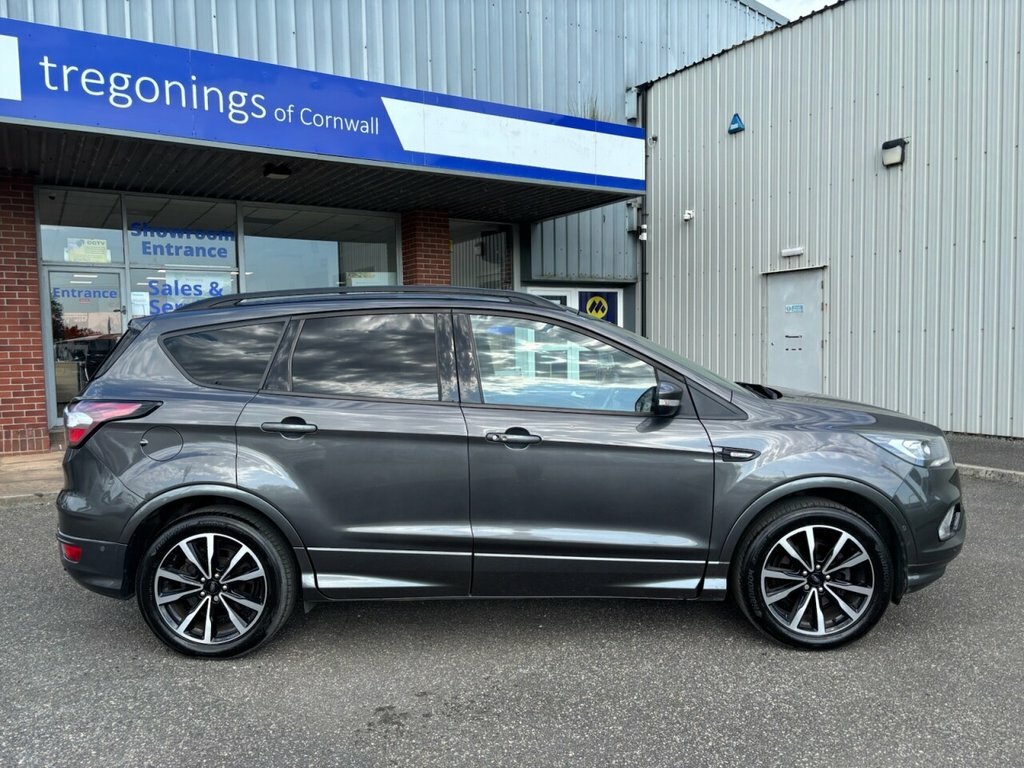 Ford Kuga Suv MH19NPD Grey #4