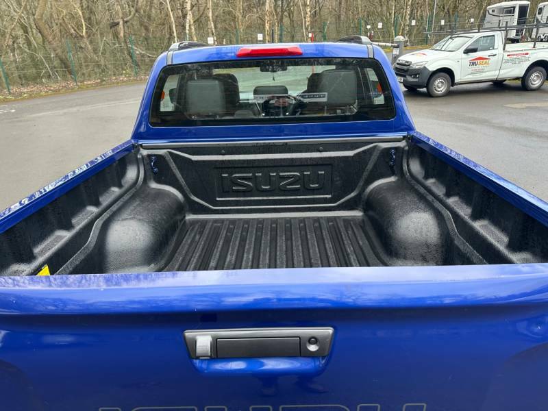 Isuzu D-Max 1.9 V-cross Double Cab 4X4 - 2023 23 YP23WVB Blue #6