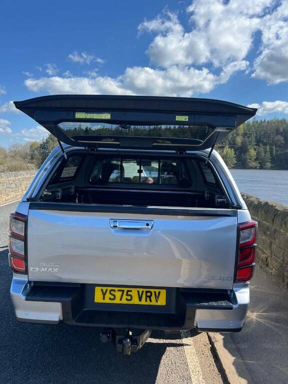 Isuzu D-Max 1.9 Dl40 Double Cab 4X4 - 2025 75 Silver #5