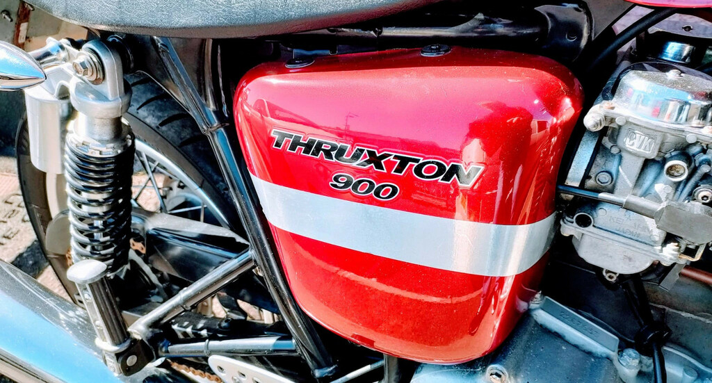 Triumph  St 1050 1050Cc Blue #4