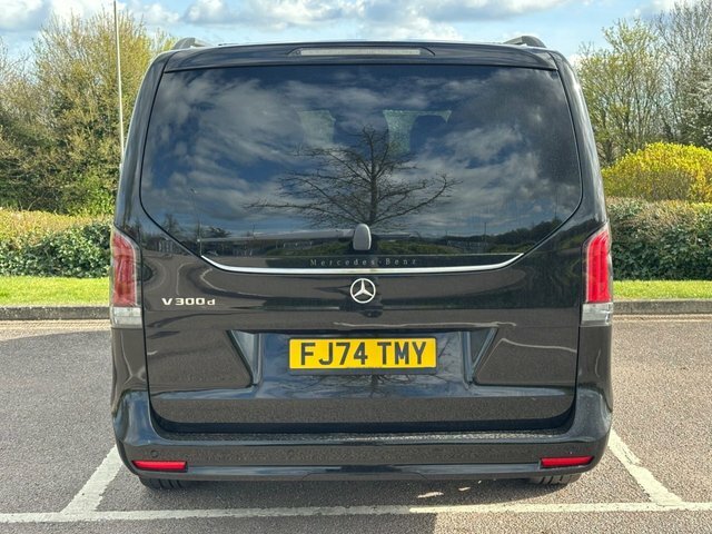 Mercedes-Benz V Class V300d Premium Mpv Black #6