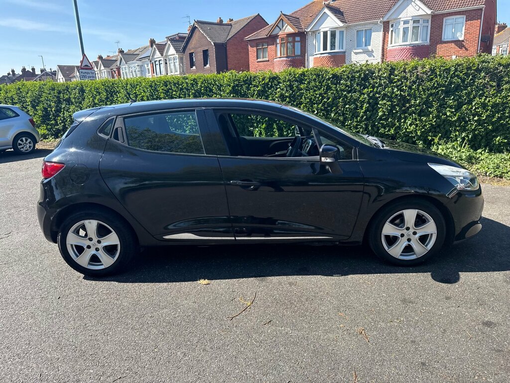 Renault Clio 1.5 Dci Dynamique Nav Hatchback RV65XTJ Black #2