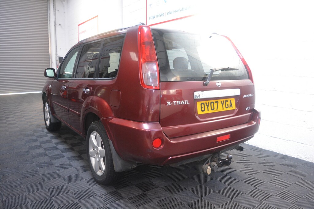 Nissan X-Trail  Silver #33