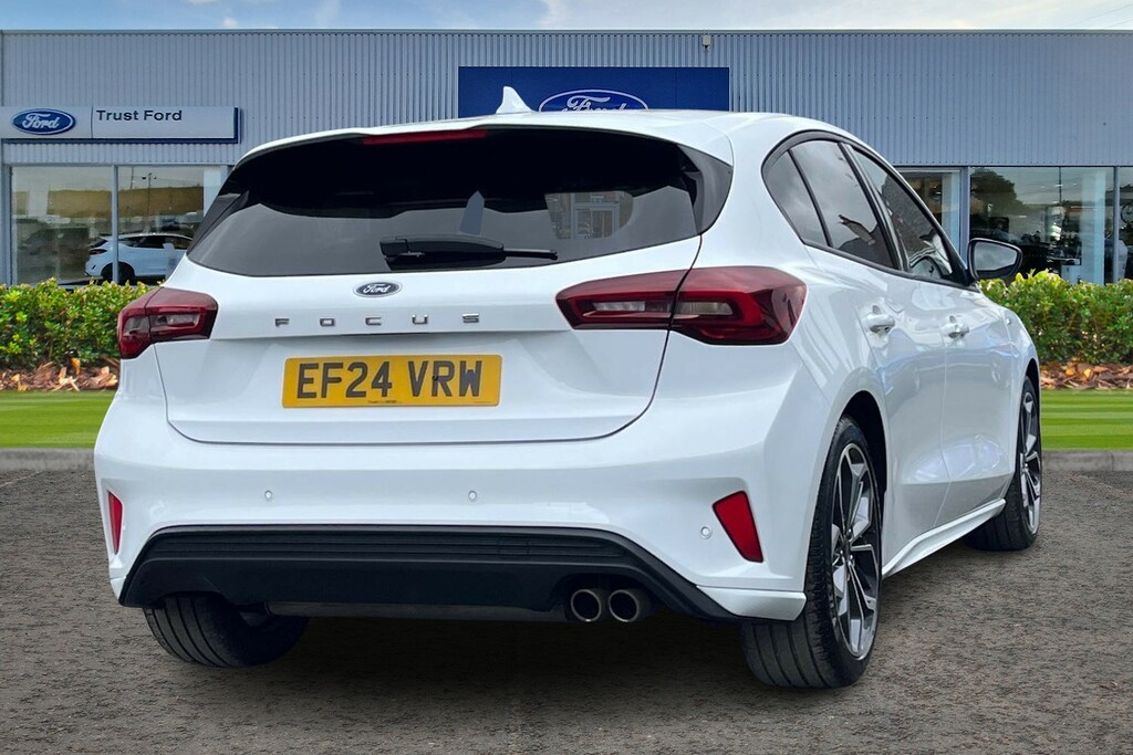 Ford Focus 1.0T Ecoboost Mhev St-line X Hatchback EF24VRW White #4