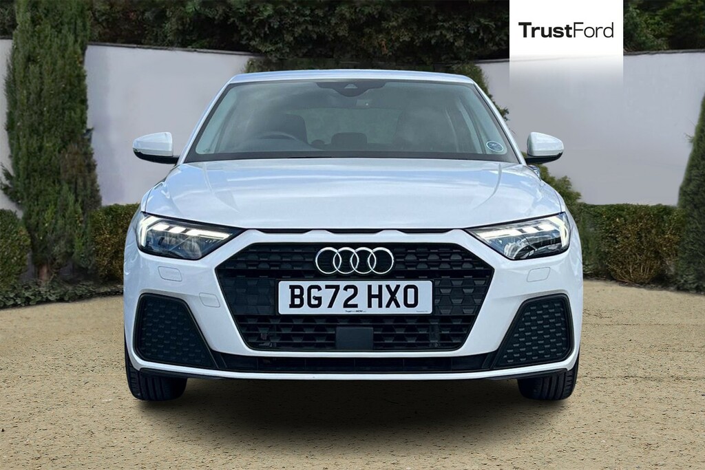 Audi A1 25 Tfsi Technik Bluetooth Usb Connection BG72HXO White #6