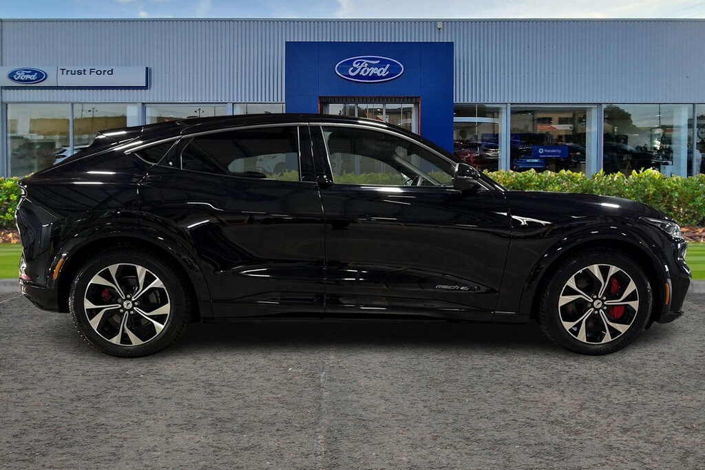 Ford Mustang Mach-E Extended Range 91Kwh Premium Suv LM25OLX Black #3