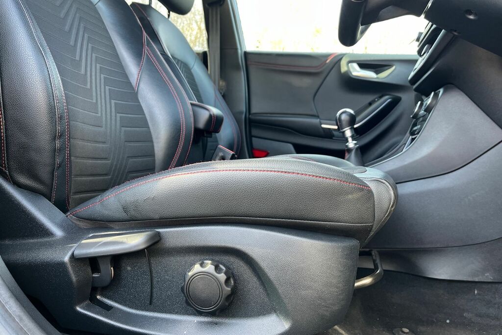 Ford Puma St-line X First Edition Black #17