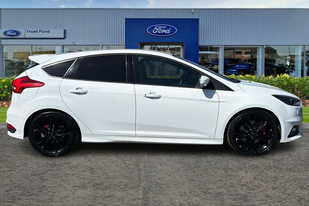 Ford Focus 2.0T Ecoboost St-3 Navigation With Rear Parkin White #3